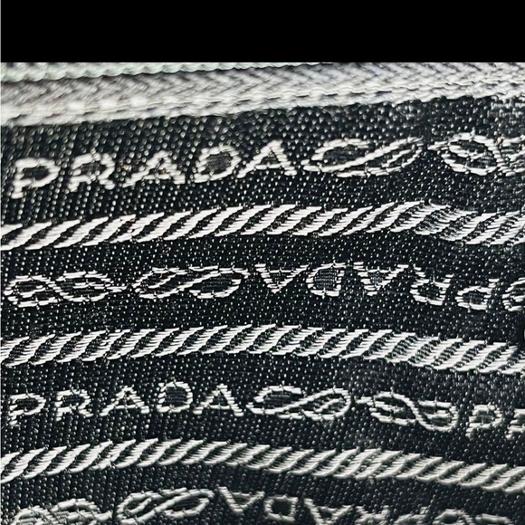 Black Prada shoulder bag with Acrylic Chain Strap - Picture 14 of 14